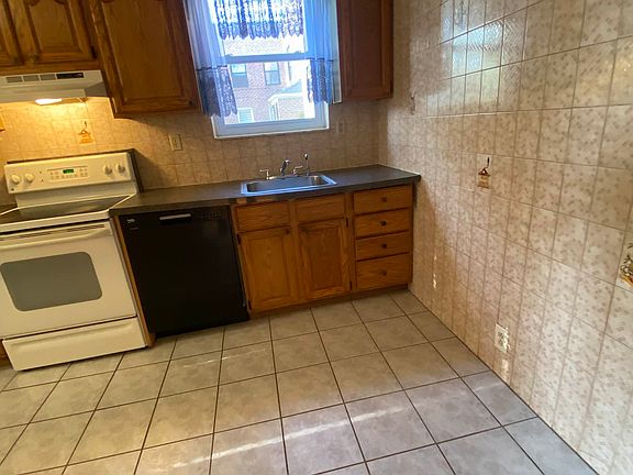 4th image of 22-23 150th St Floor 1