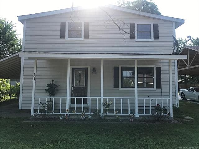 1st image of 409 S Adair St