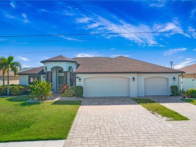 413-415 Nicholas PKWY W, Cape Coral, FL, 33991