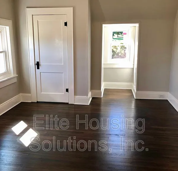 4672 W Lee Hwy — Photo 17