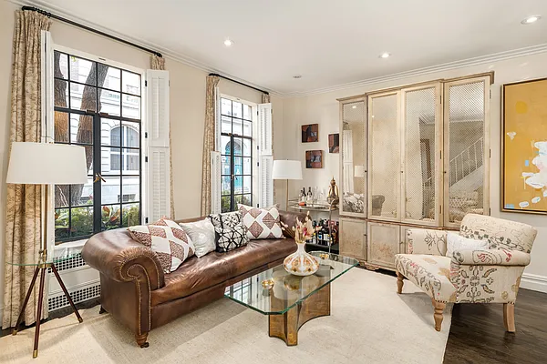 Sold by Douglas Elliman | media 3