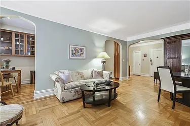 Sold by Avenue Sotheby's International Realty