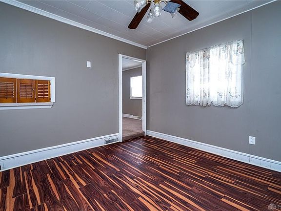 4th image of 1201 Park Ave
