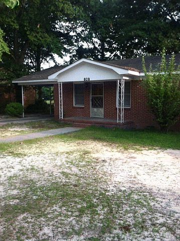 2nd image of 609 E 3rd Ave