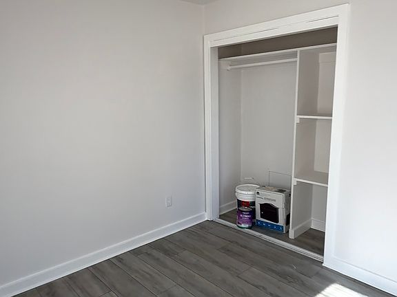 5th image of 1341 E 59th Pl #1/2
