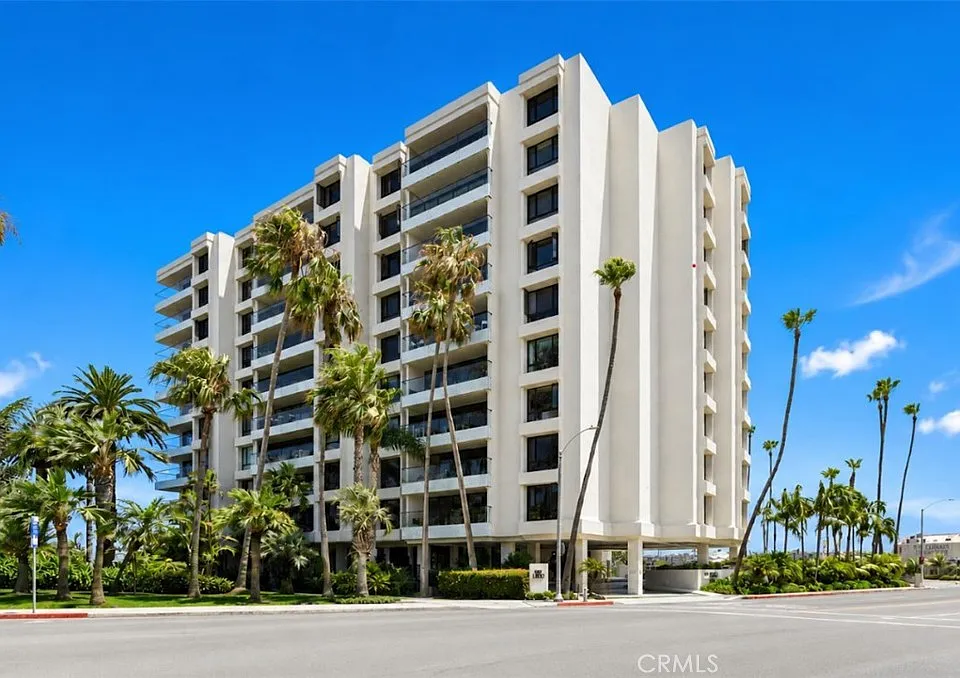 601 Lido Park Dr #2E