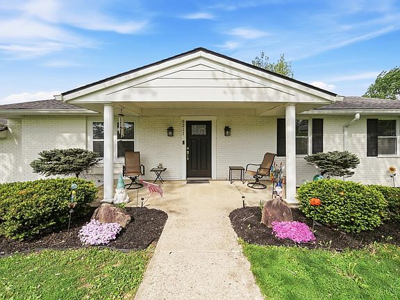 4th image of 5211 Spechtview Dr