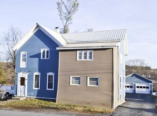 141 E Church St, Fort Hunter, NY 12069