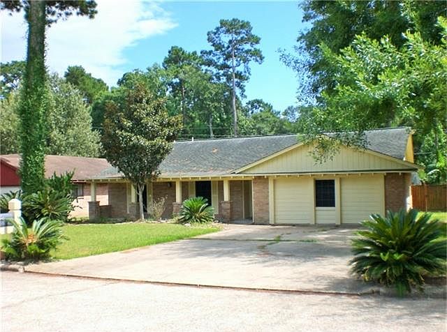 1st image of 1810 Southwood Dr