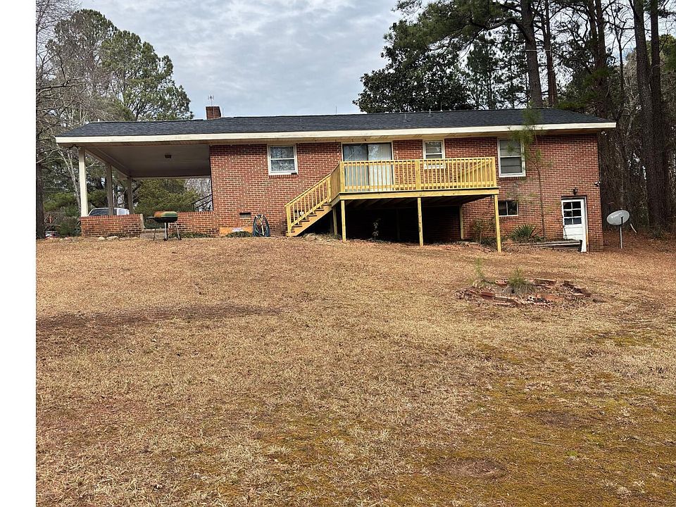 2nd image of 106 North Dr