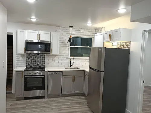 110 E 18th Ave #2 Photo 1