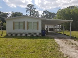 18441 Wayne Dr, North Fort Myers, FL 33917