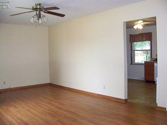2nd image of 537 Northcrest Ave