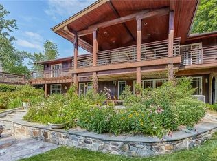 88 Old Wagon Rd, Mount Kisco, NY 10549