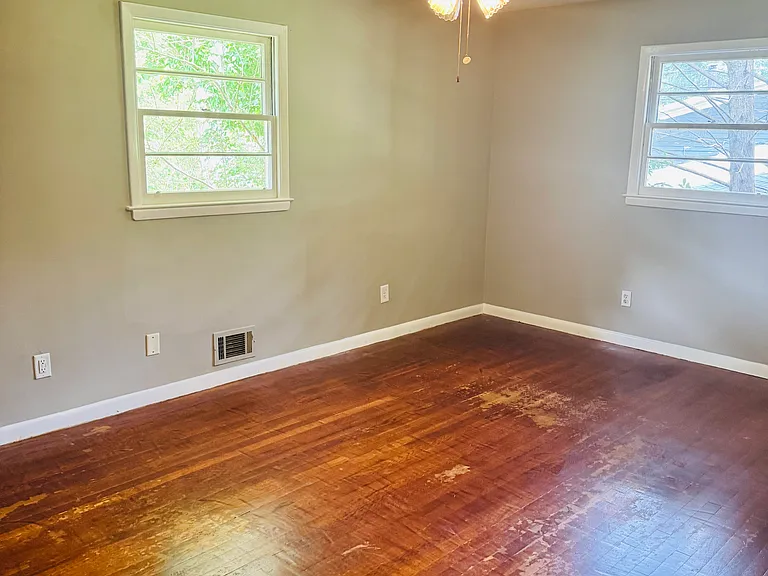 2249 Colleen Ct — Photo 14