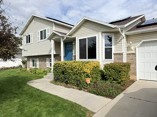 1127 S 1560 E Photo 1