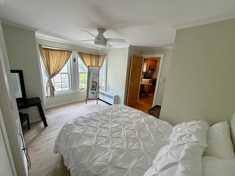 115 Caroline St #2 — Photo 11