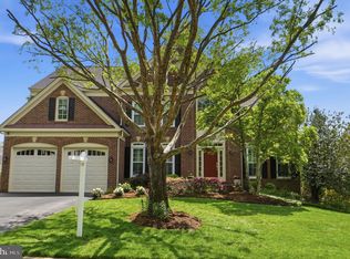 7425 Spring Summit Rd, Springfield, VA 22150