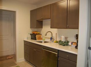 3004 Rivermont Ave APT 101, Lynchburg, VA 24503