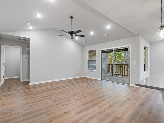 4th image of 11 Fawcett Ln