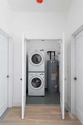 Rented by SERHANT. | media 18