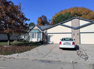 23117 Pine Tree Cir, Macomb, MI 48042