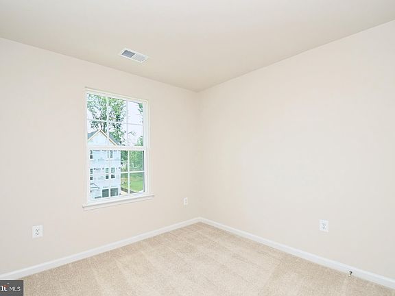 3rd image of 8818 Stevenson Ln