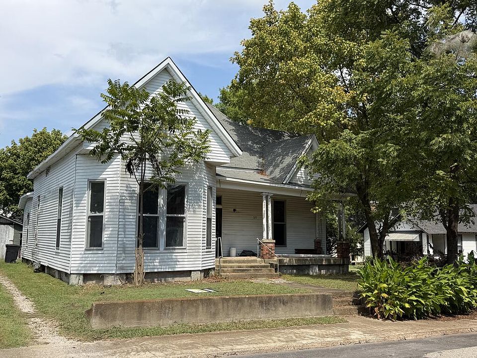 1st image of 320 Aden St