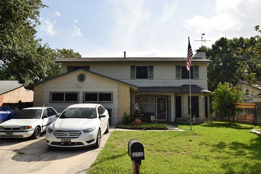 1st image of 13530 Primwood St