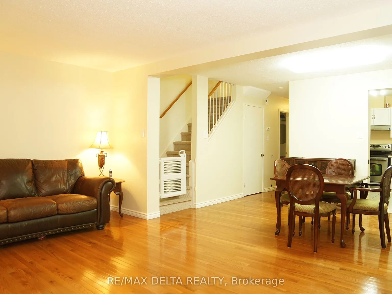3 bed, $2,450 — Photo 2