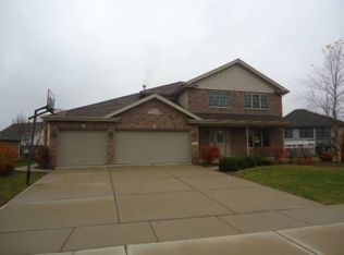 824 Krystal Ln, New Lenox, IL 60451