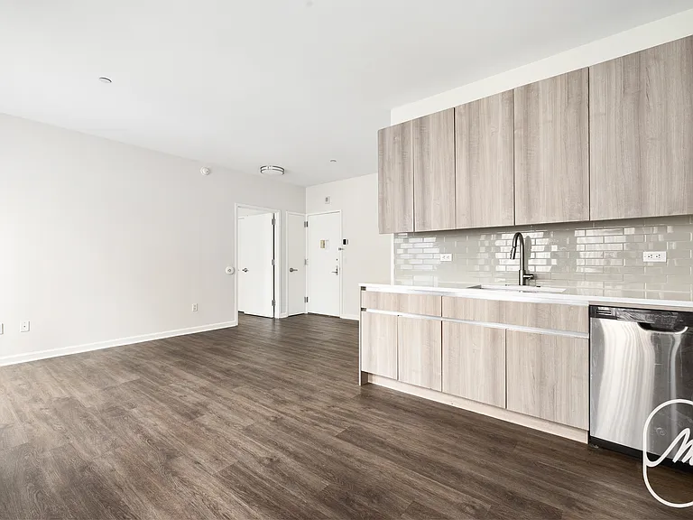 15 Park Row #25M — Photo 7