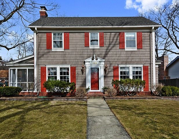 1st image of 829 Kensington Pl