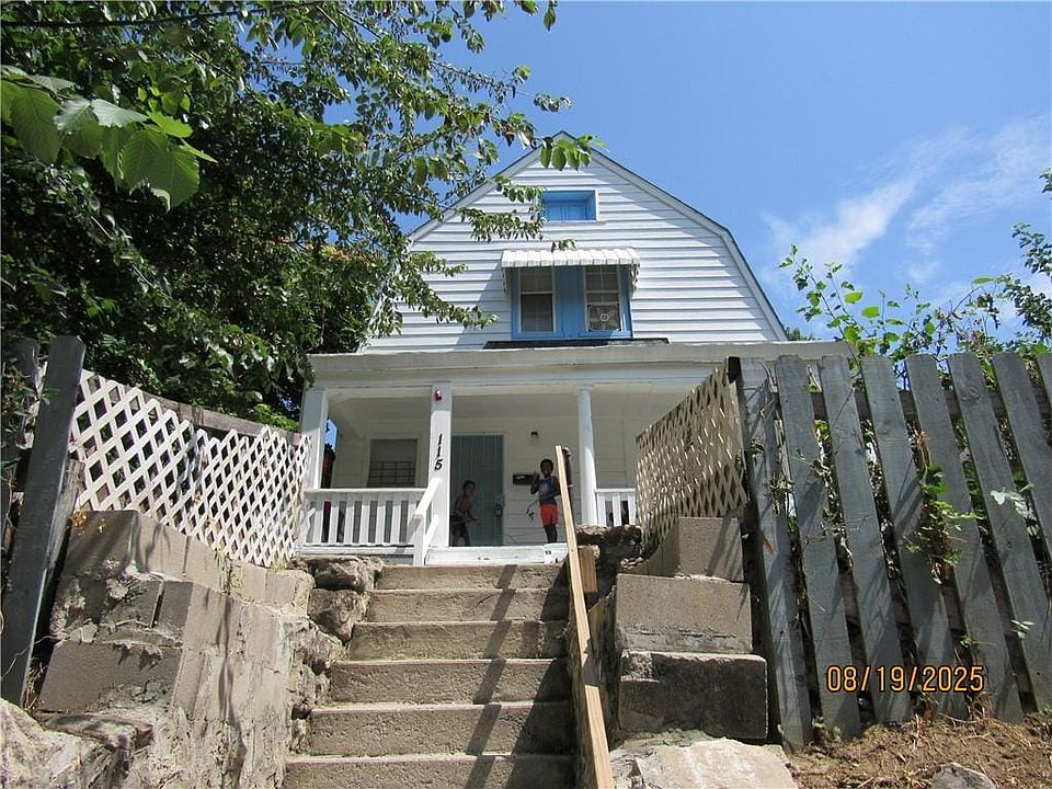2nd image of 115 Monroe Ave