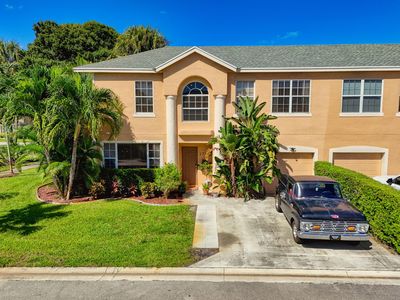 279 Live Oak Lane, Jupiter, FL, 33458