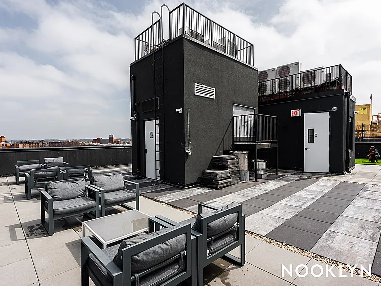 1052 Greene Ave #6B — Photo 23