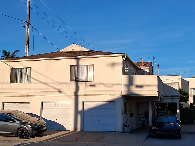 610 Olive Ave — Photo 16