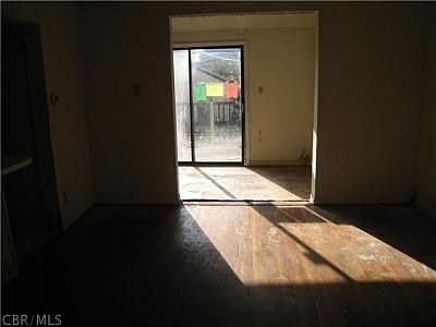 4th image of 765 Sullivant Ave