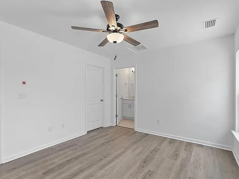 3675 Meadow Vista Ln — Photo 16