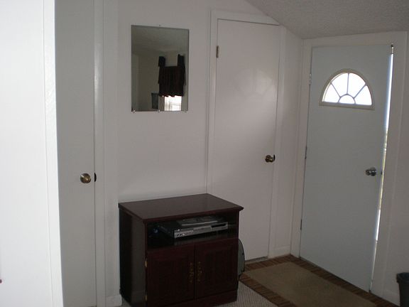 4th image of 5141 Island View Cir S