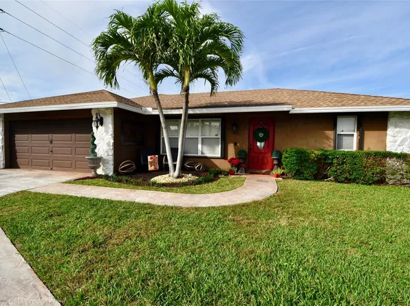 1326 W Indies Way, Lantana, FL 33462