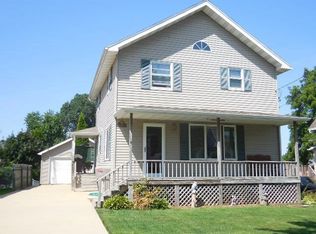 312 Grove St, Beaver Dam, WI 53916