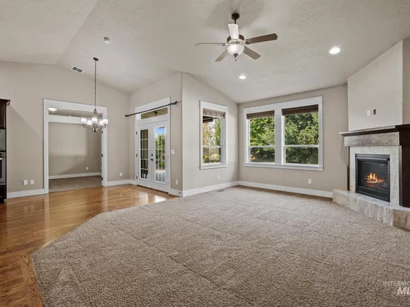 3640 E Granger Dr, Meridian, ID 83646