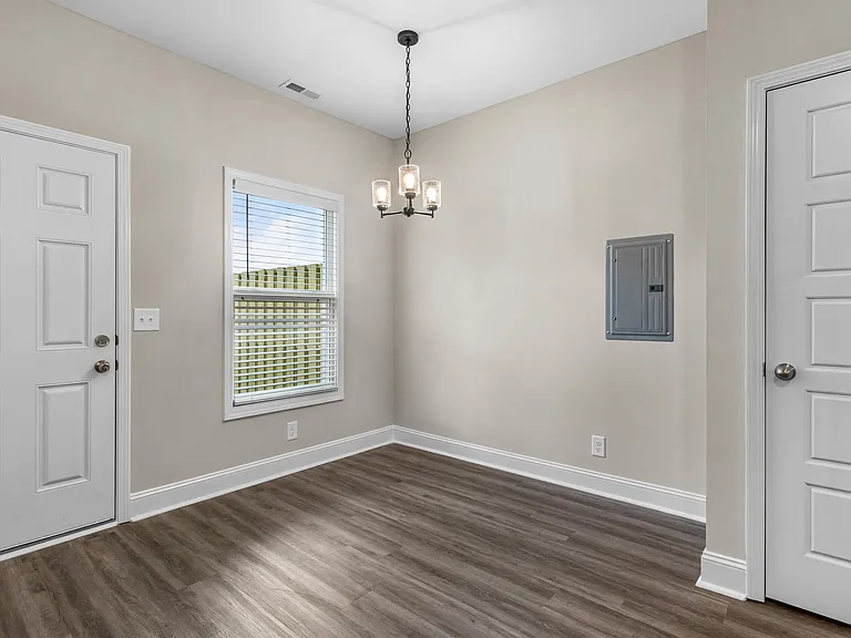 202 Burch Rd #B — Photo 4