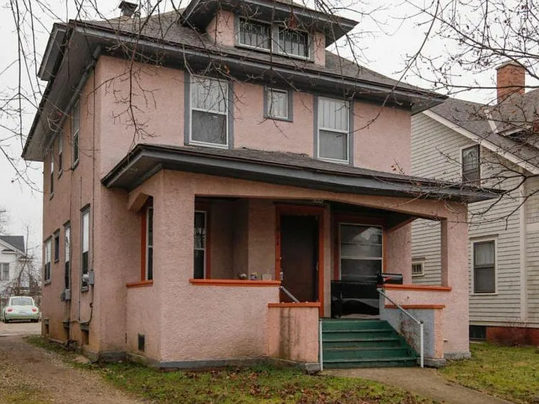 914 W Lovell St — Photo 2