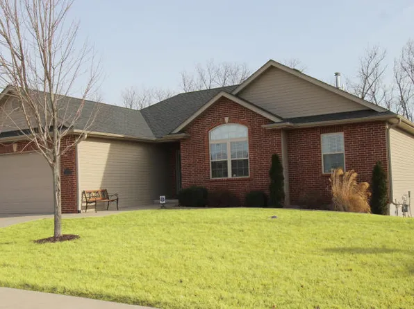 3502 Snow Leopard Dr, Columbia, MO 65202