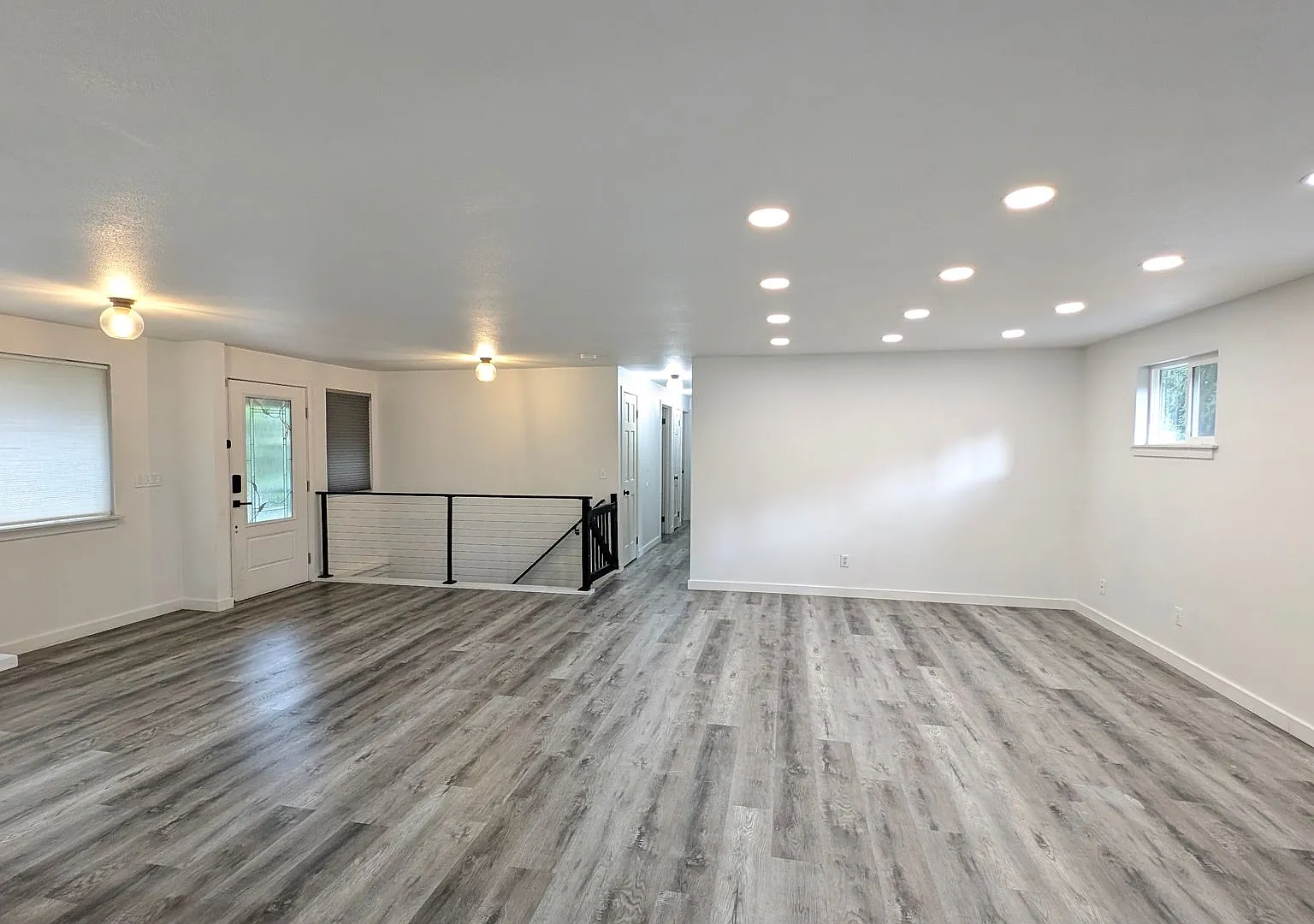 Spacious Updated House near Martha Lake — Photo 2