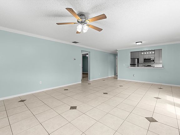 3rd image of 1989 Toucan Way Unit 101
