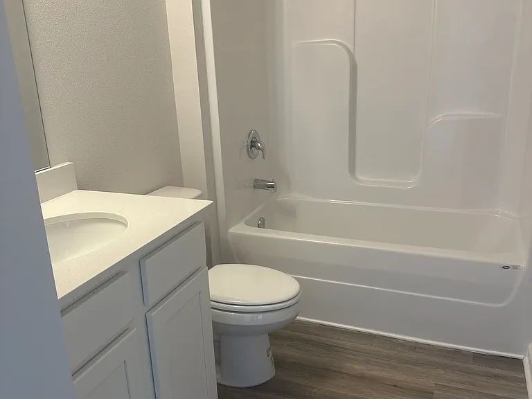 4750 Airmen Dr — Photo 13