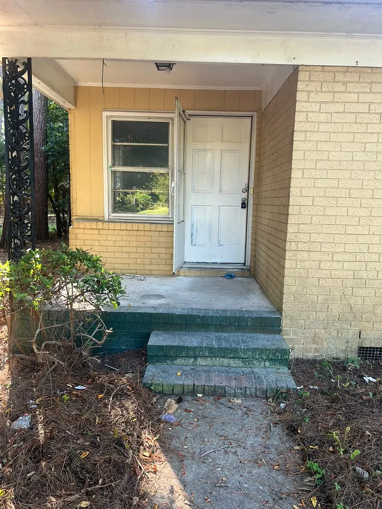 2 bed, 2261 sqft, $1,375 — Photo 2
